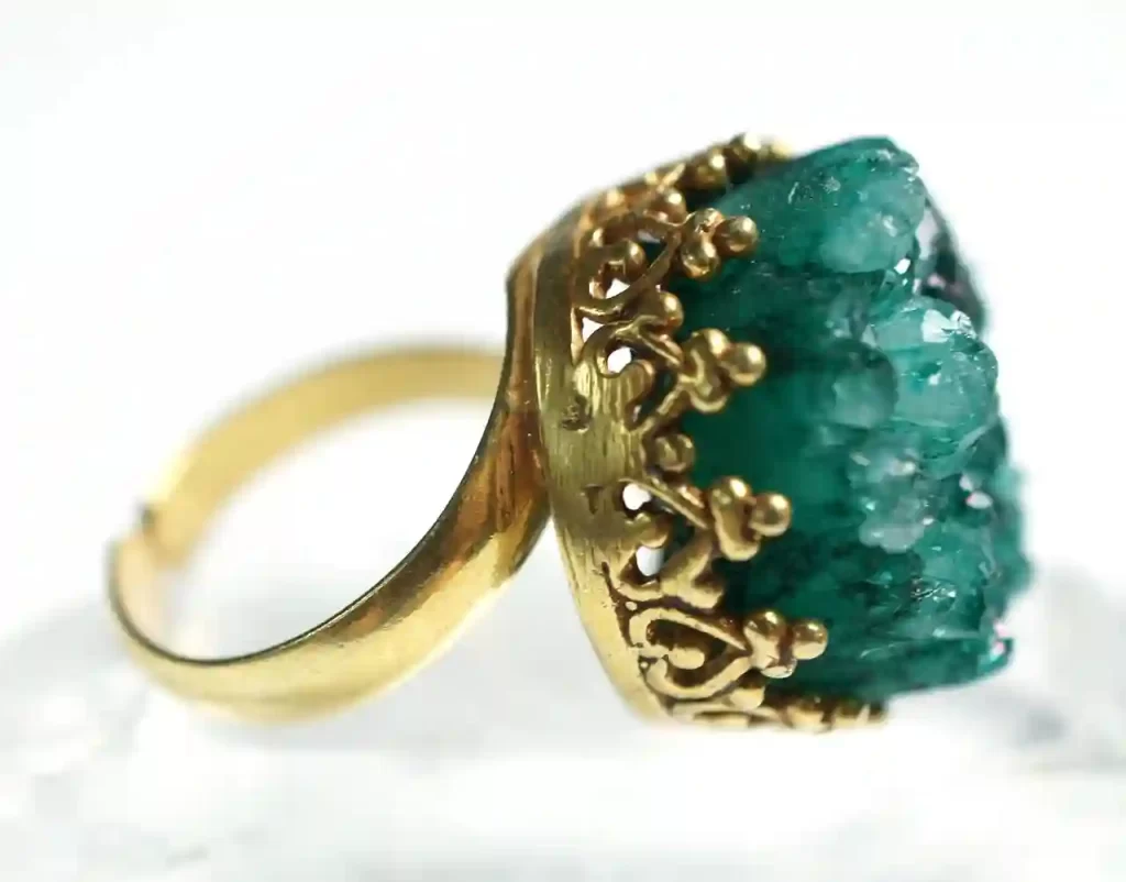 Aquamarine Ring: Aries birthstone